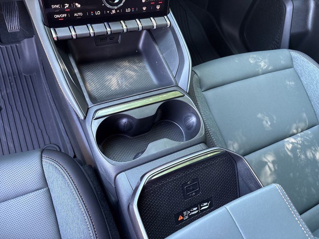 New 2026 GMC Terrain AT4 w/ Technology Package II AWD/4WD image 20