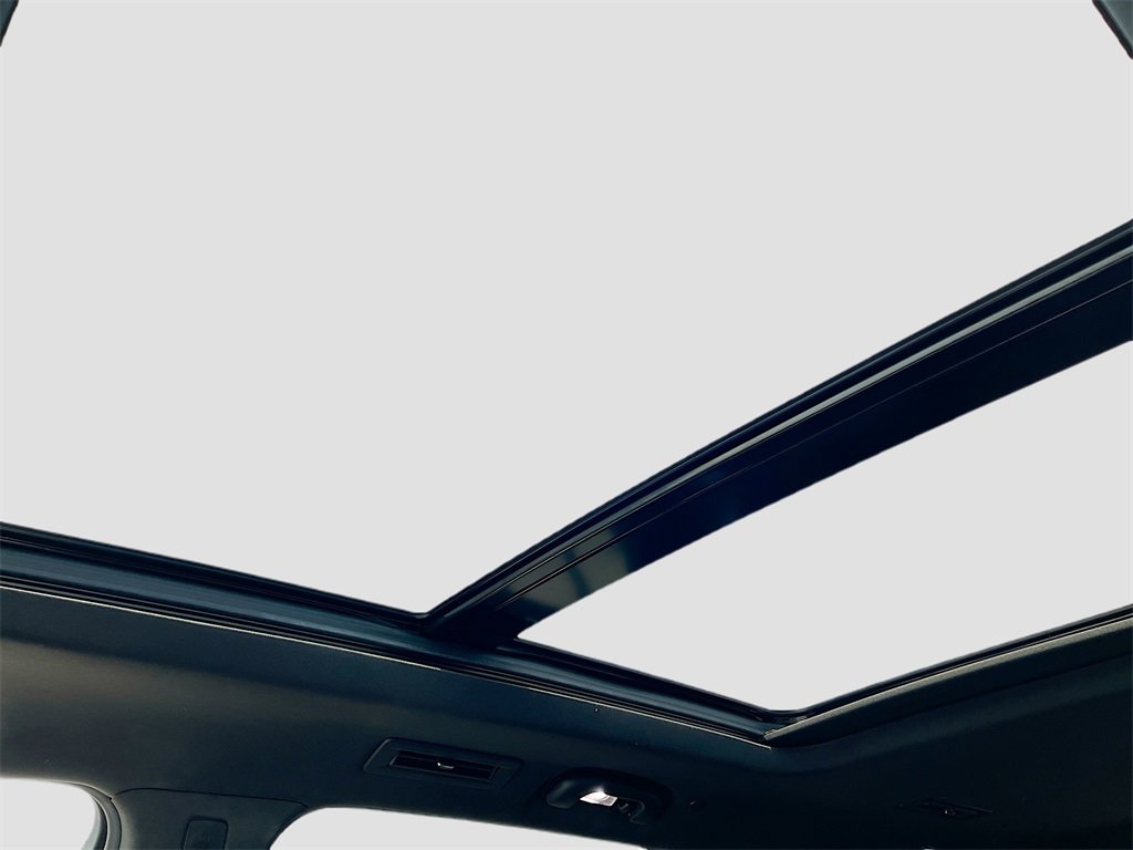 Used 2022 Cadillac XT6 Premium Luxury image 23