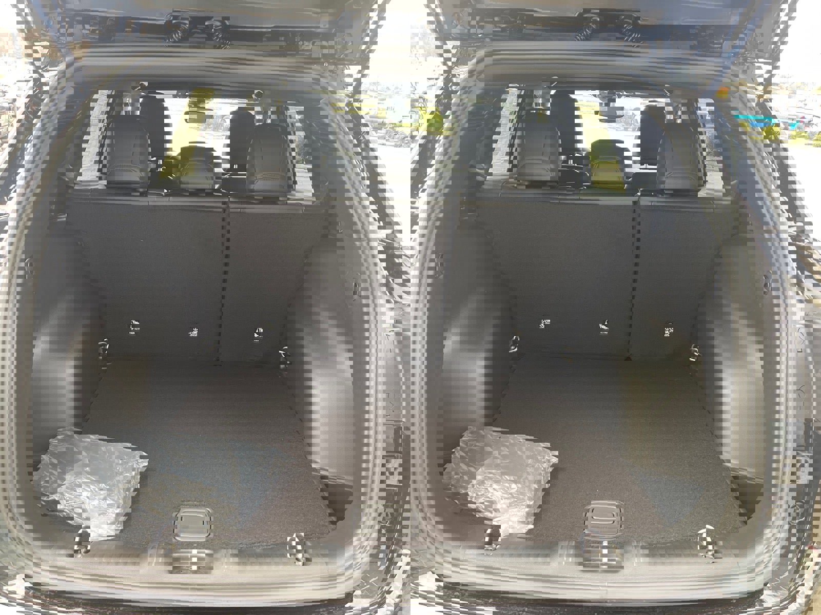 New 2026 Jeep Compass Latitude image 18