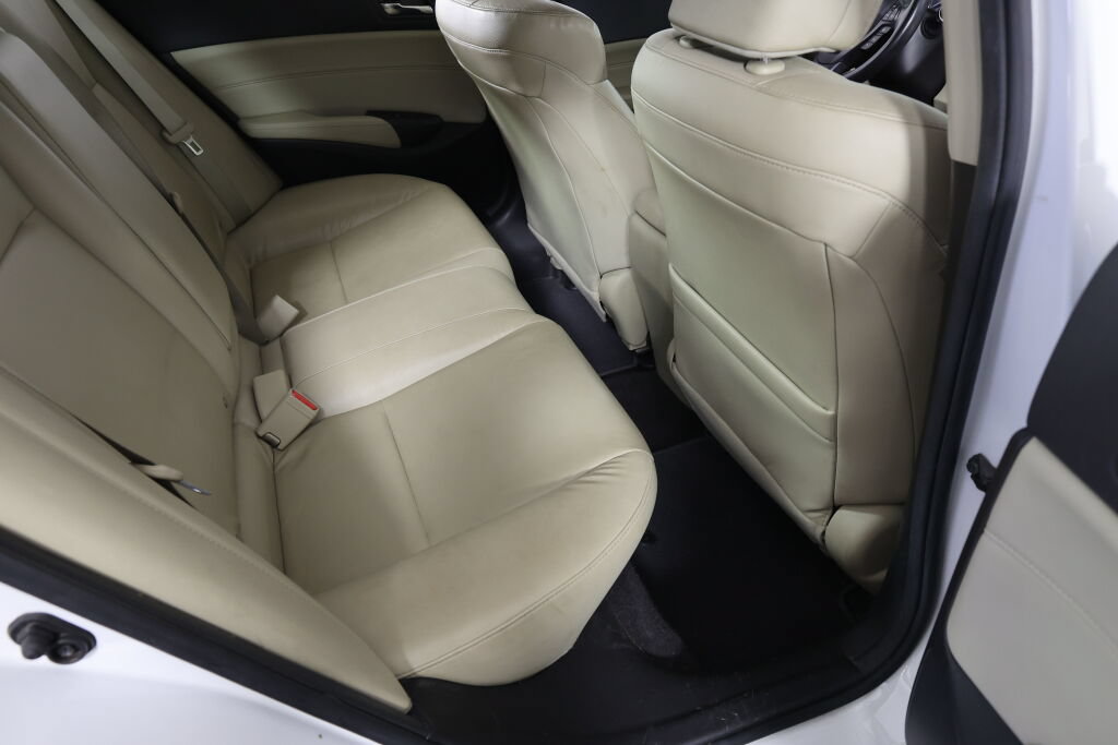 Used 2018 Acura ILX w/ Special Edition Package FWD image 22