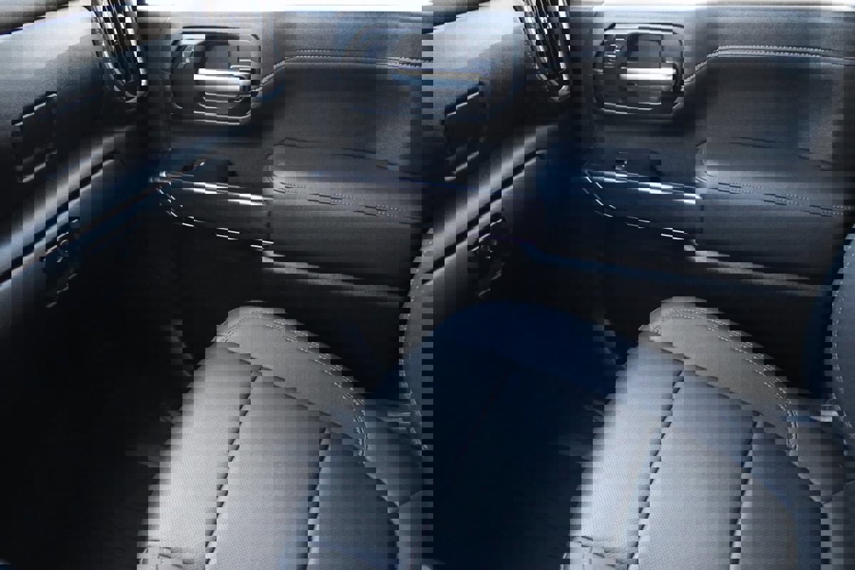 Used 2023 Chevrolet Silverado 3500 LTZ w/ LTZ Convenience Package image 37