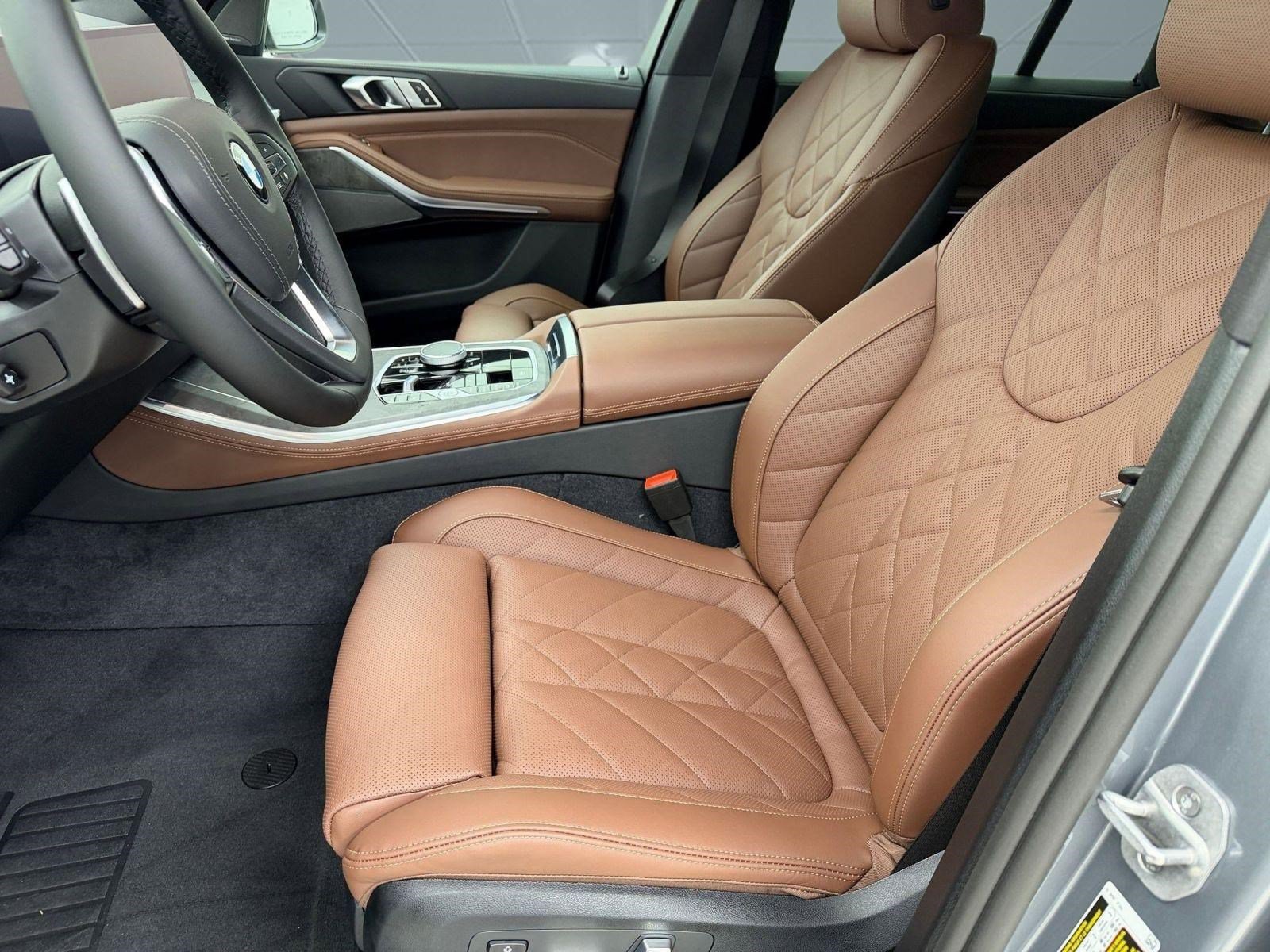 New 2026 BMW X5 xDrive40i w/ Premium Package AWD/4WD image 5