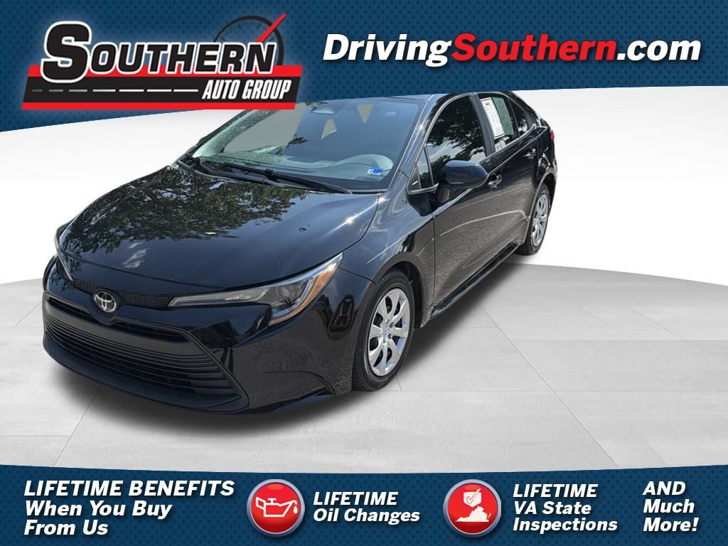 Used 2025 Toyota Corolla LE w/ Convenience Package