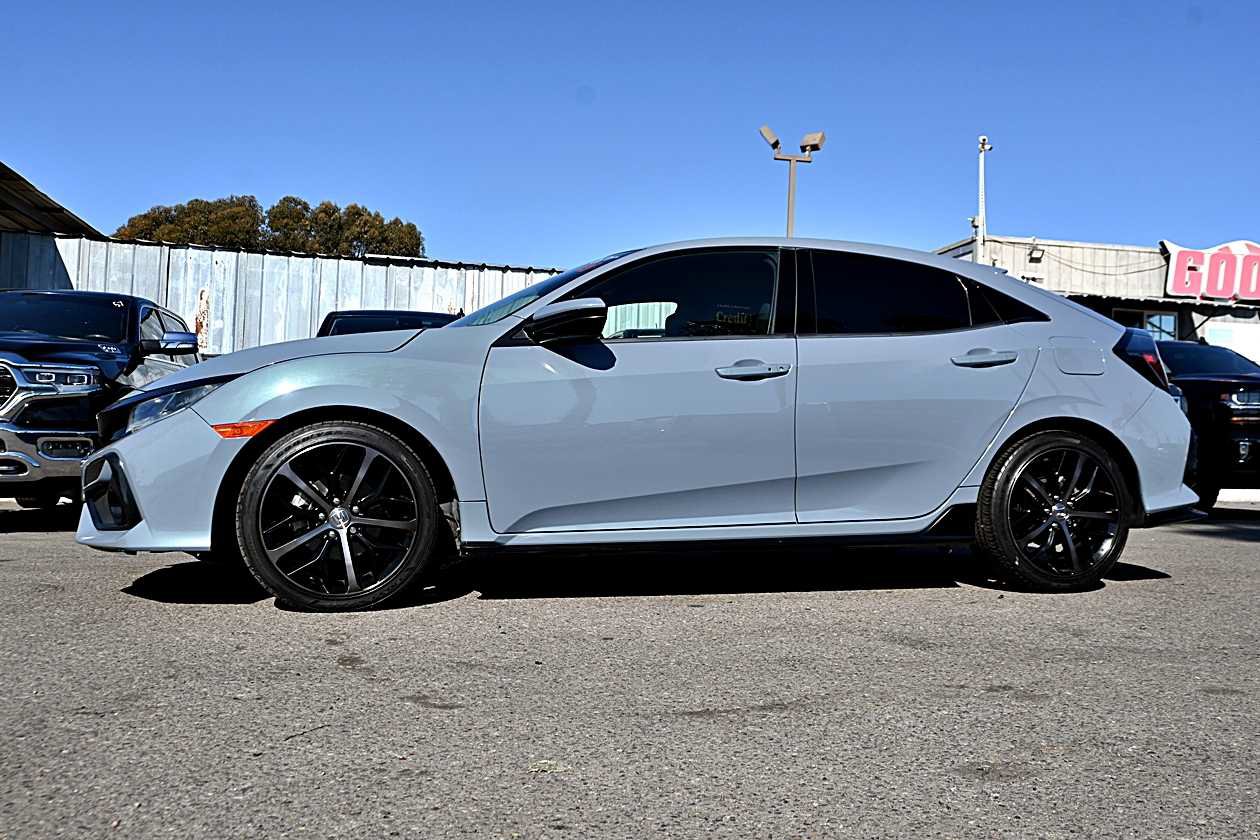 Used 2021 Honda Civic Sport image 4