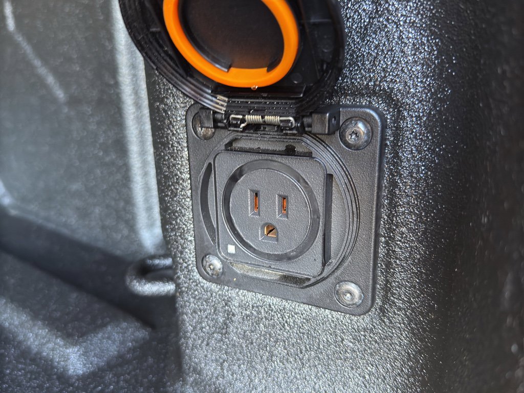 Used 2024 GMC Sierra 2500 Denali Ultimate image 16