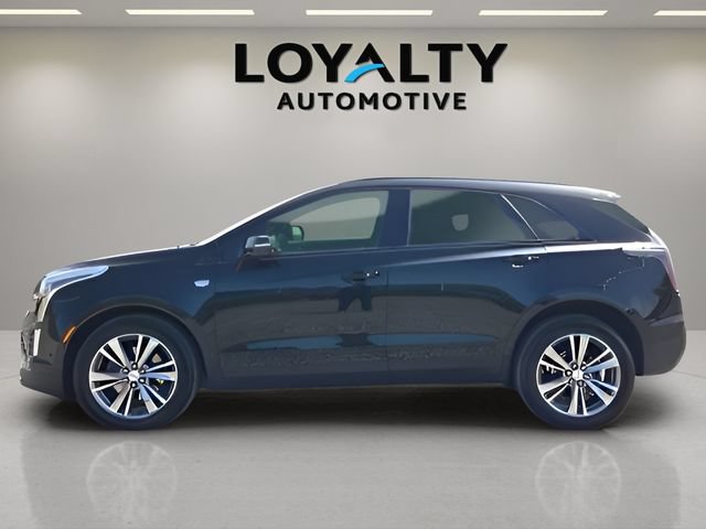 Used 2021 Cadillac XT5 Sportv w/ LPO, ONYX Package AWD/4WD image 2