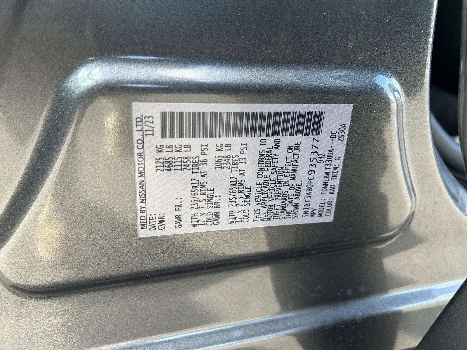 Used 2023 Nissan Rogue S image 28