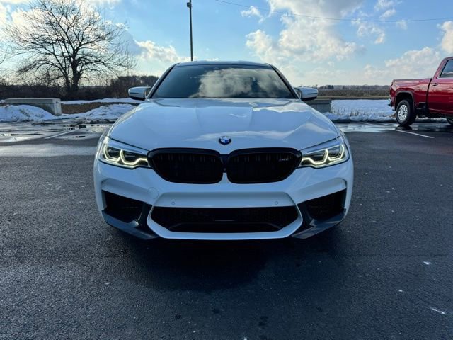 Used 2018 BMW M5 w/ Executive Package image 2