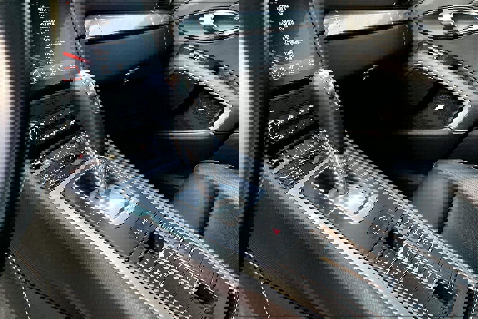 Used 2018 Porsche 911 Carrera image 18