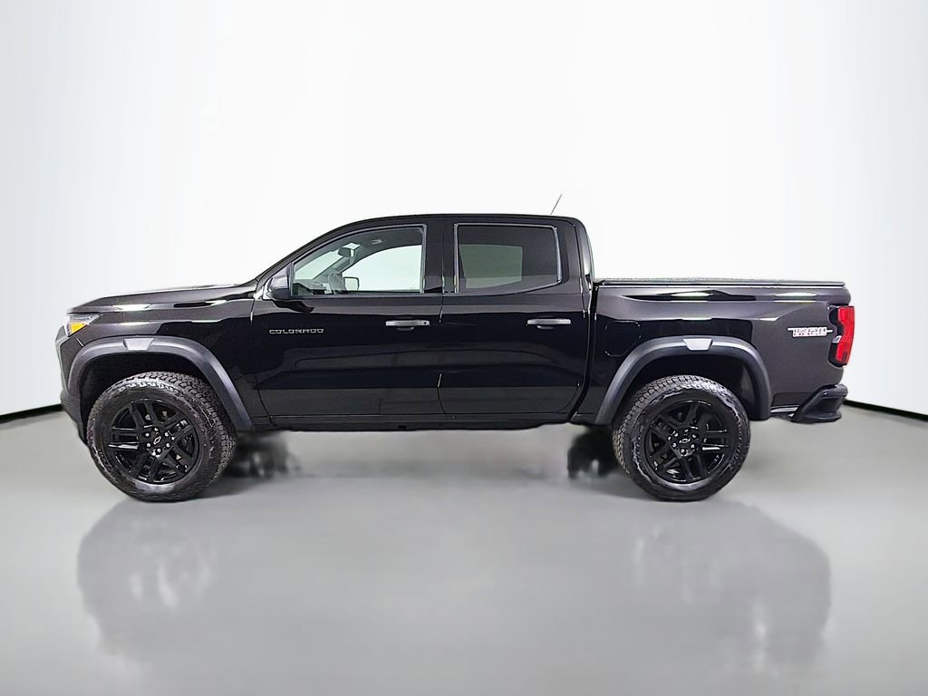 Used 2025 Chevrolet Colorado Trail Boss AWD/4WD image 9