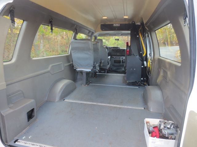 Used 2011 Ford E-250 and Econoline 250 Extended w/ PWR Group image 9