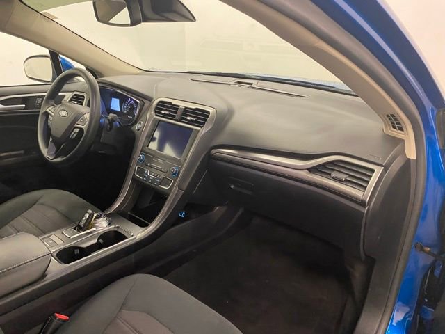 Used 2020 Ford Fusion SE image 22