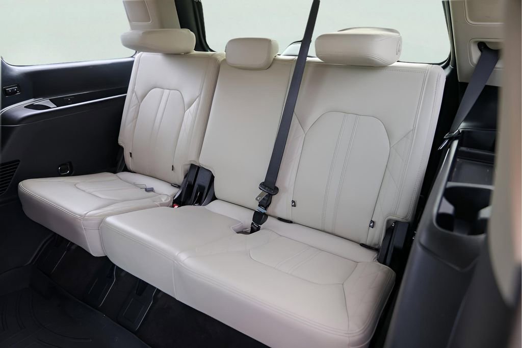 Used 2020 Ford Expedition Platinum image 31