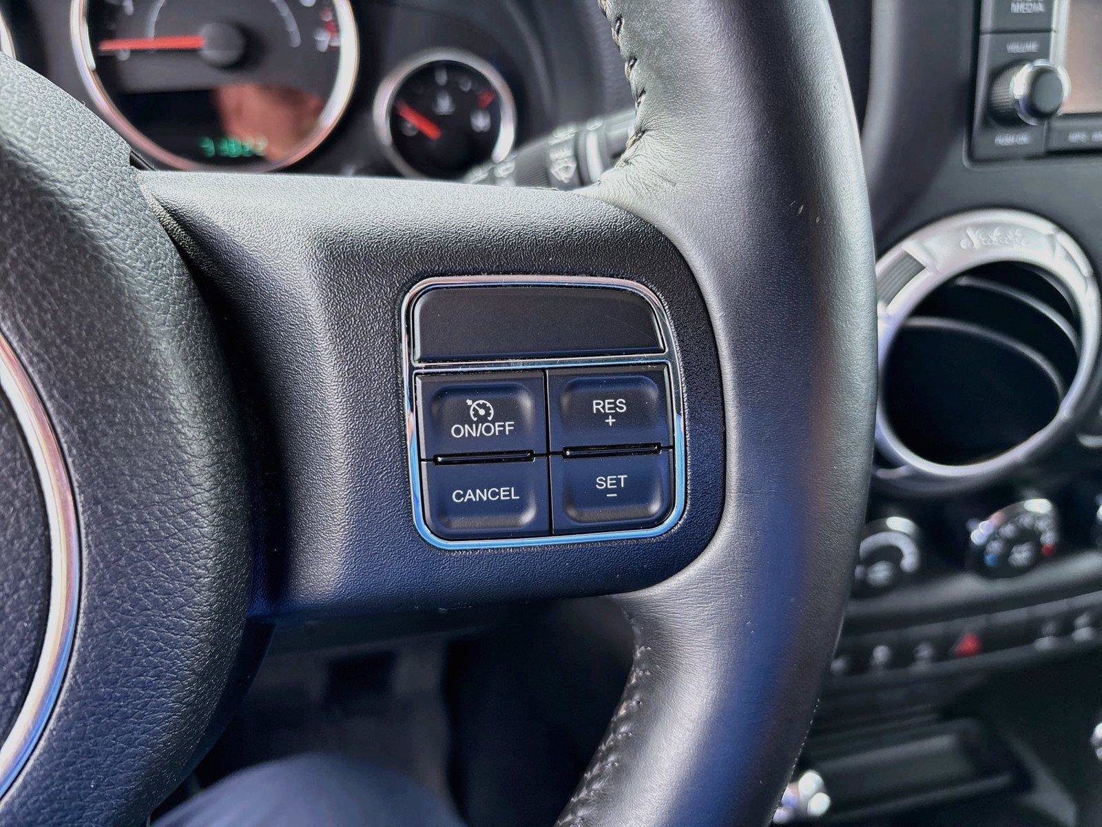 Used 2014 Jeep Wrangler Unlimited Rubicon w/ Dual Top Group AWD/4WD image 31