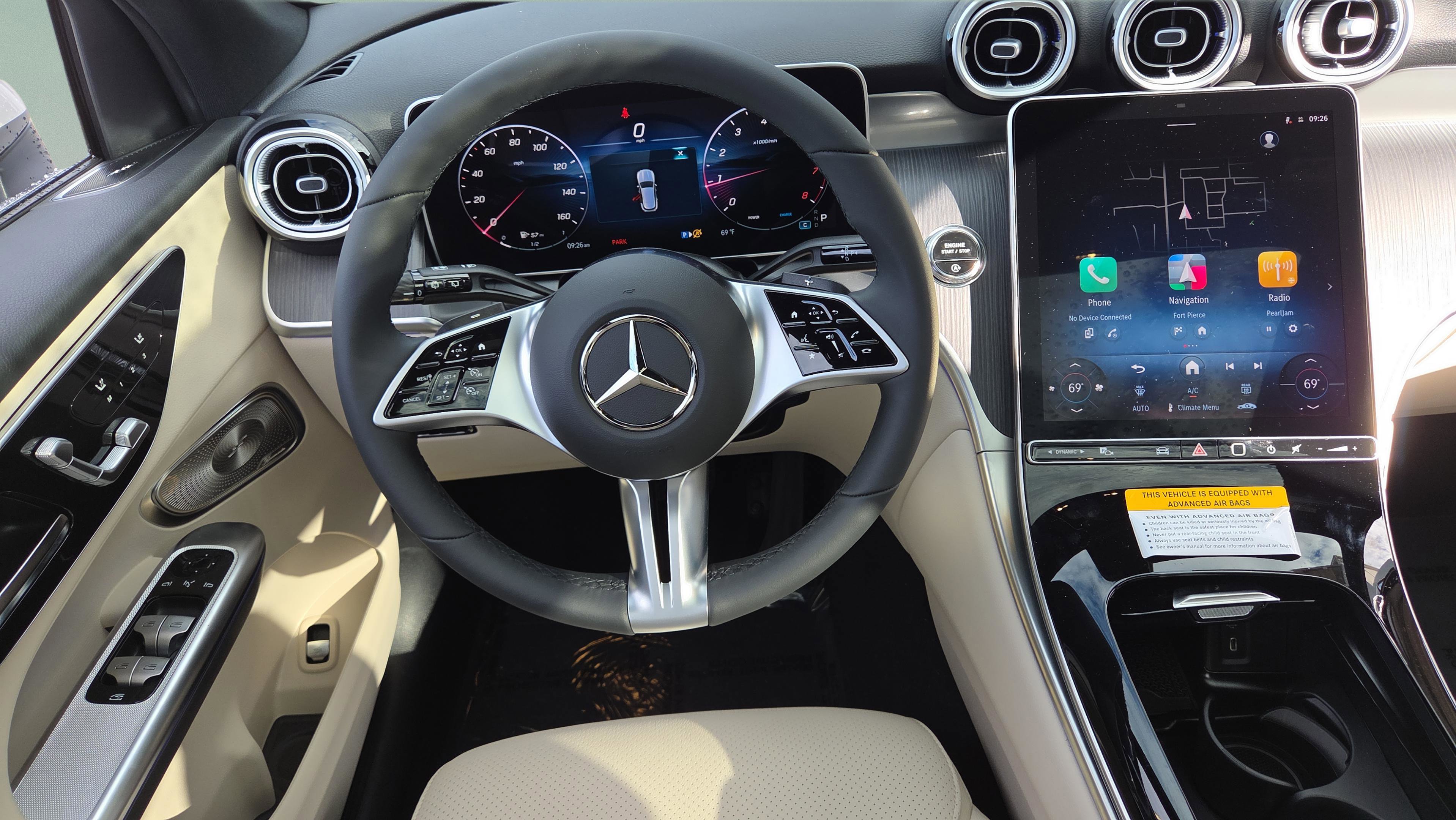 New 2026 Mercedes-Benz GLC 300 image 38