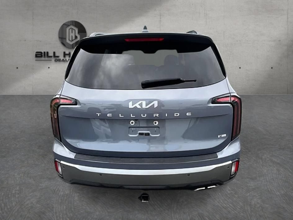 Used 2023 Kia Telluride AWD image 6