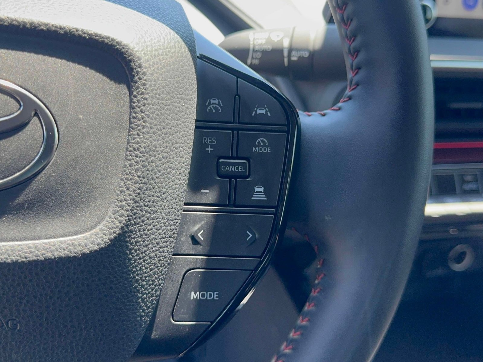 Certified 2023 Toyota Prius Prime FWD image 15