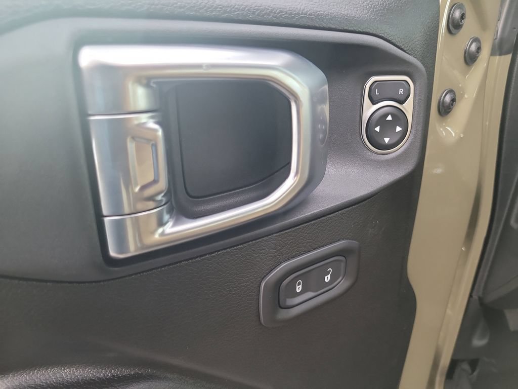 New 2026 Jeep Gladiator Willys AWD/4WD image 17