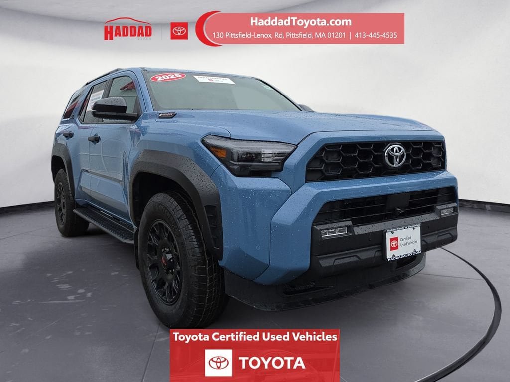 Certified 2025 Toyota 4Runner TRD Off-Road AWD/4WD image 8