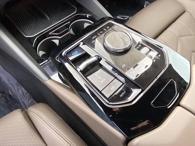 New 2025 BMW i5 eDrive40i w/ Premium Package image 22