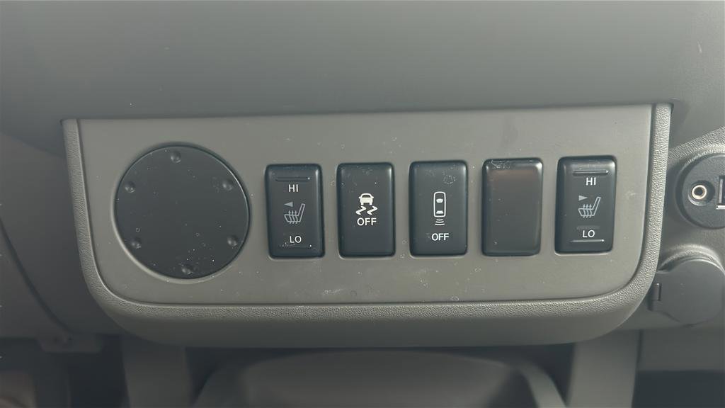 Used 2018 Nissan Frontier SV w/ Value Truck Package image 30