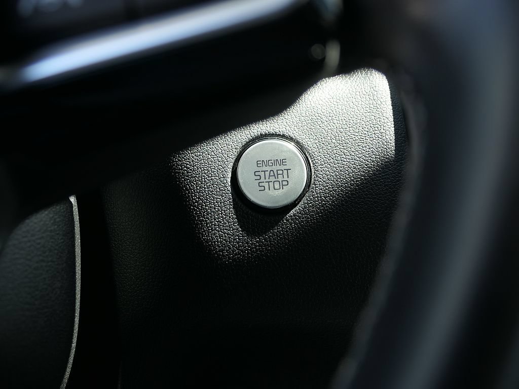 Used 2023 Kia Sorento EX w/ Panoramic Sunroof Package FWD image 17