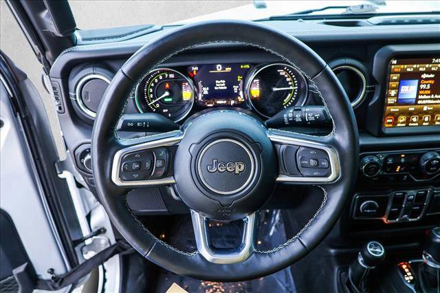 Used 2022 Jeep Wrangler Unlimited Sahara w/ Cold Weather Group image 12