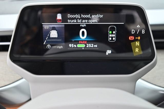 New 2025 Volkswagen ID. Buzz 1st Edition image 12