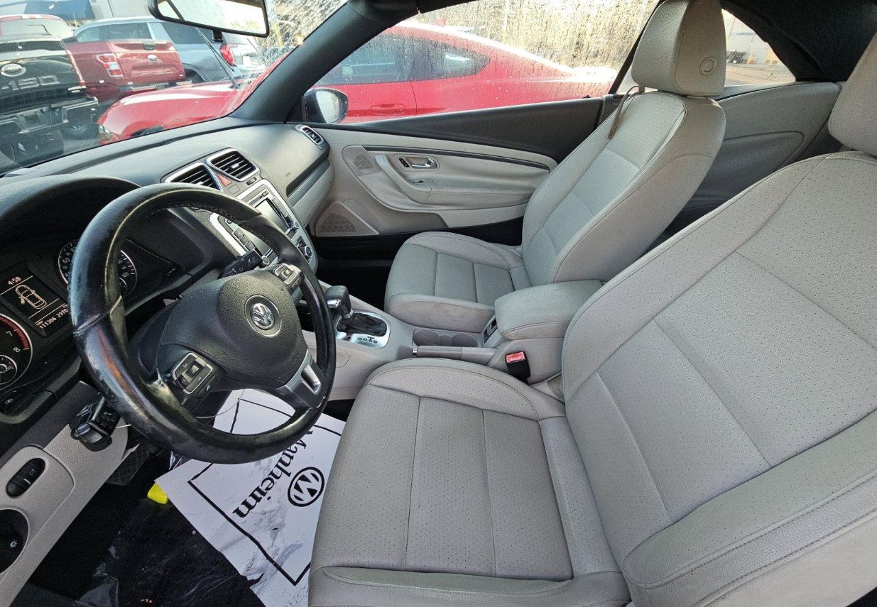 Used 2010 Volkswagen Eos Komfort image 8