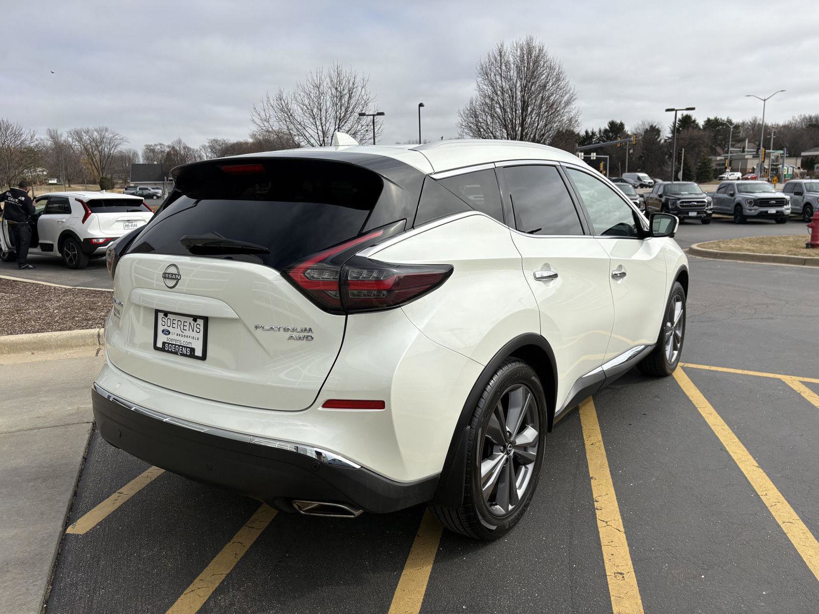 Used 2023 Nissan Murano Platinum image 6