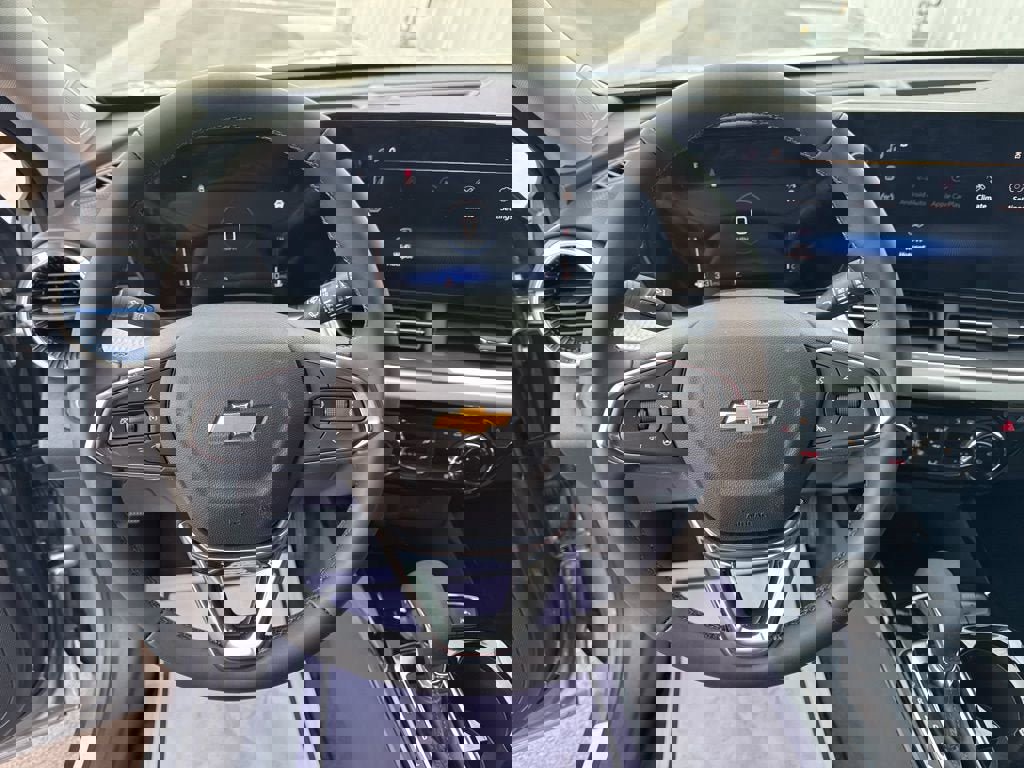 New 2026 Chevrolet Trax LT w/ Driver Confidence Package image 17