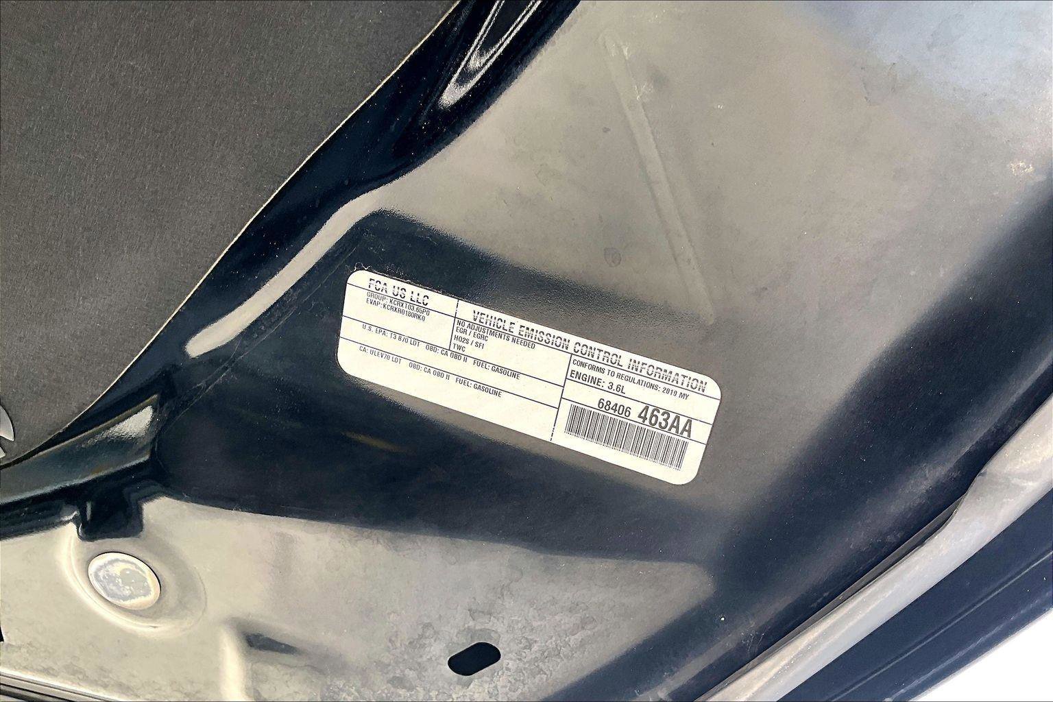 Used 2019 Jeep Grand Cherokee Laredo w/ Security & Convenience Group AWD/4WD image 58