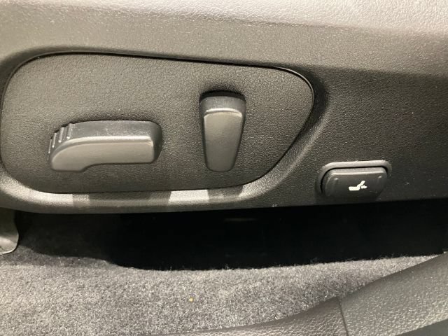 Used 2016 Subaru Forester 2.5i Premium AWD/4WD image 24