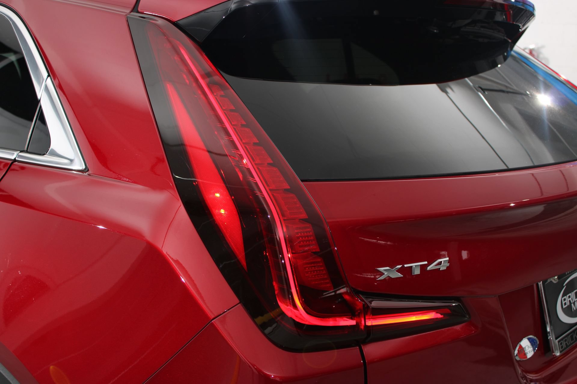 Used 2024 Cadillac XT4 Premium Luxury FWD image 10