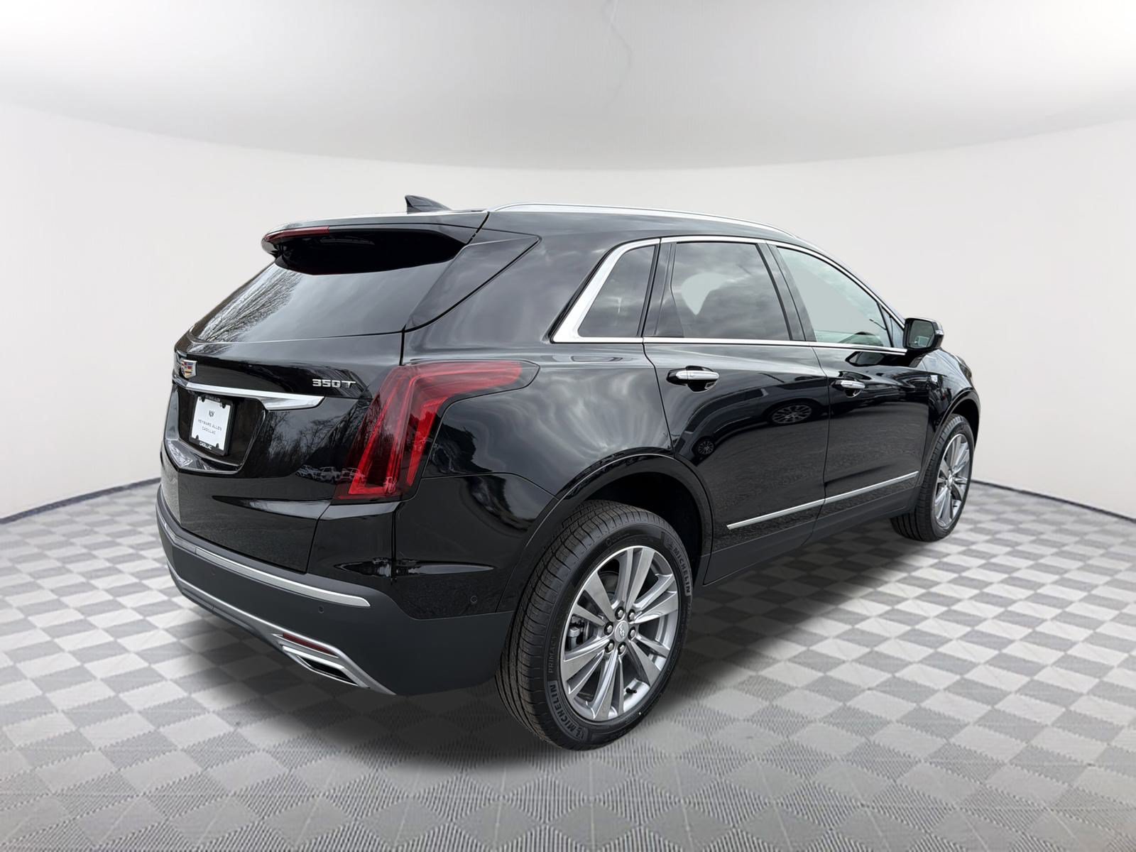 New 2026 Cadillac XT5 Premium Luxury FWD image 6