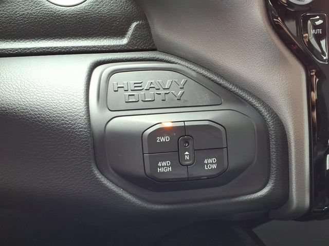 Used 2026 RAM 3500 Big Horn AWD/4WD image 15