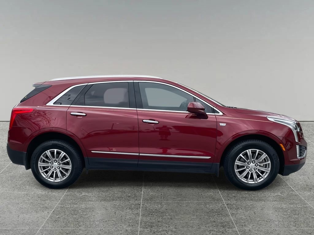 Used 2018 Cadillac XT5 Luxury w/ Driver Awareness Package image 6