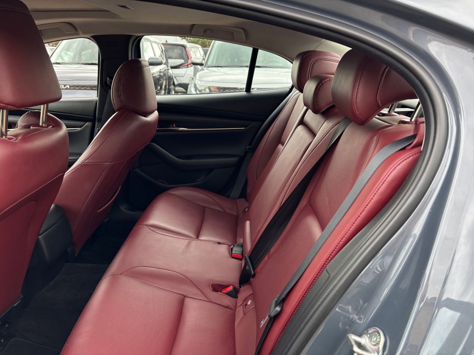 Used 2025 MAZDA MAZDA3 s image 25