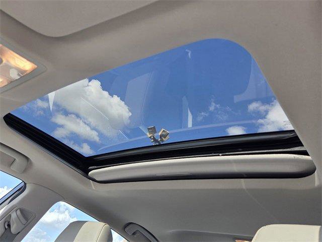 Used 2018 Toyota Avalon XLE Premium w/ All Weather Liner Package image 17