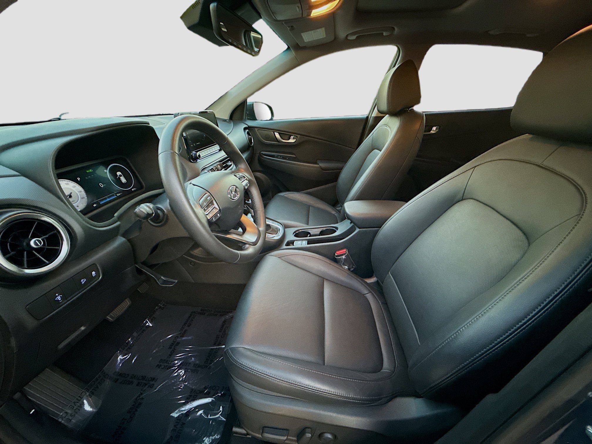 Used 2023 Hyundai Kona Limited w/ Cargo Package image 18