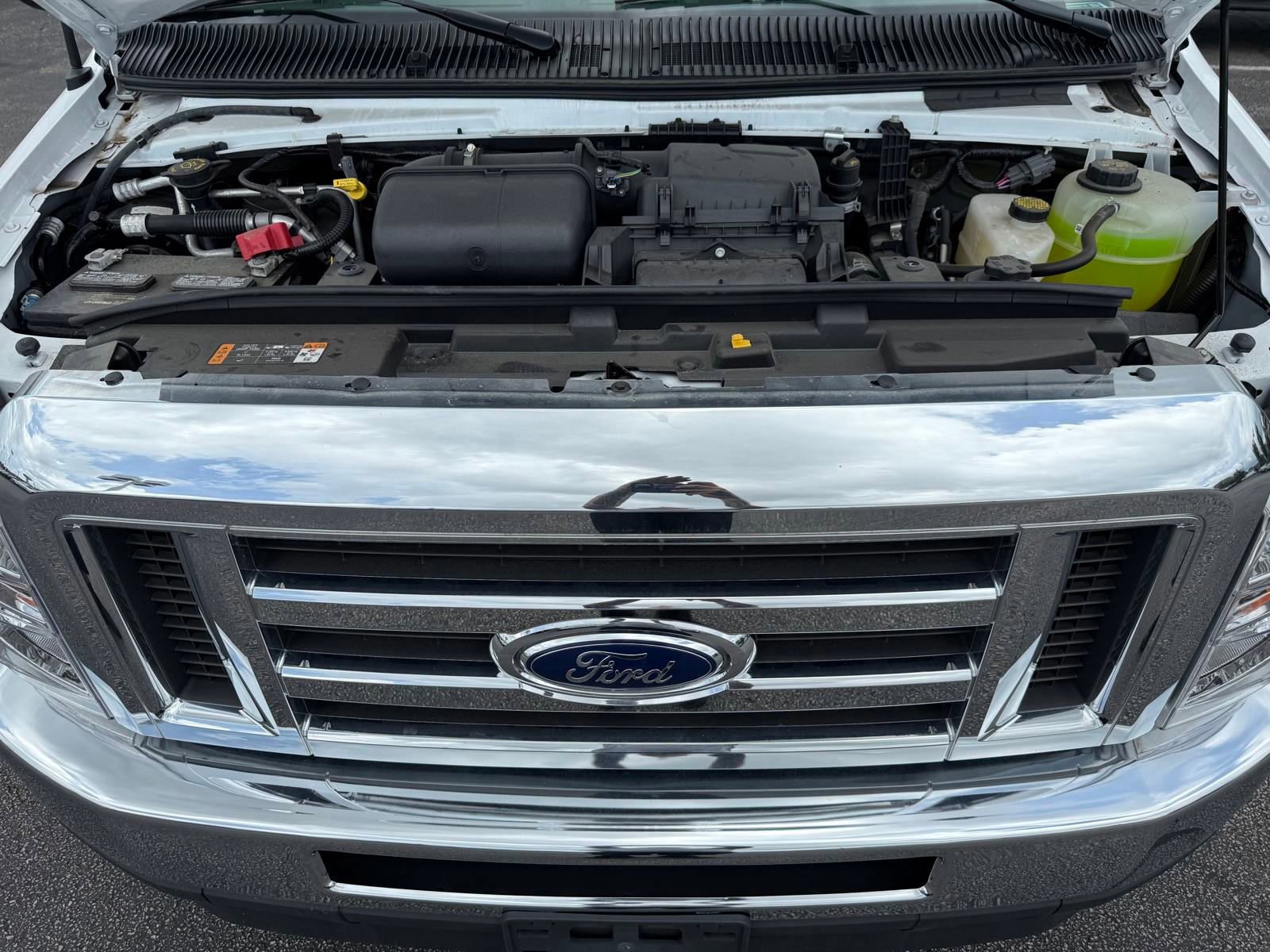 New 2024 Ford E-450 and Econoline 450 Super Duty w/ Power Windows & Locks Group image 35