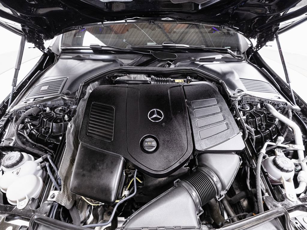 Certified 2025 Mercedes-Benz C 300 4MATIC Sedan image 35