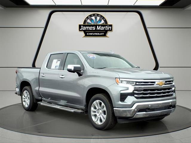 Certified 2023 Chevrolet Silverado 1500 LTZ w/ LTZ Convenience Package II image 3