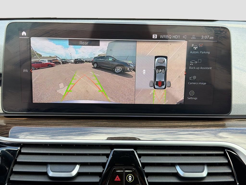 Used 2021 BMW 540i w/ Premium Package RWD image 34