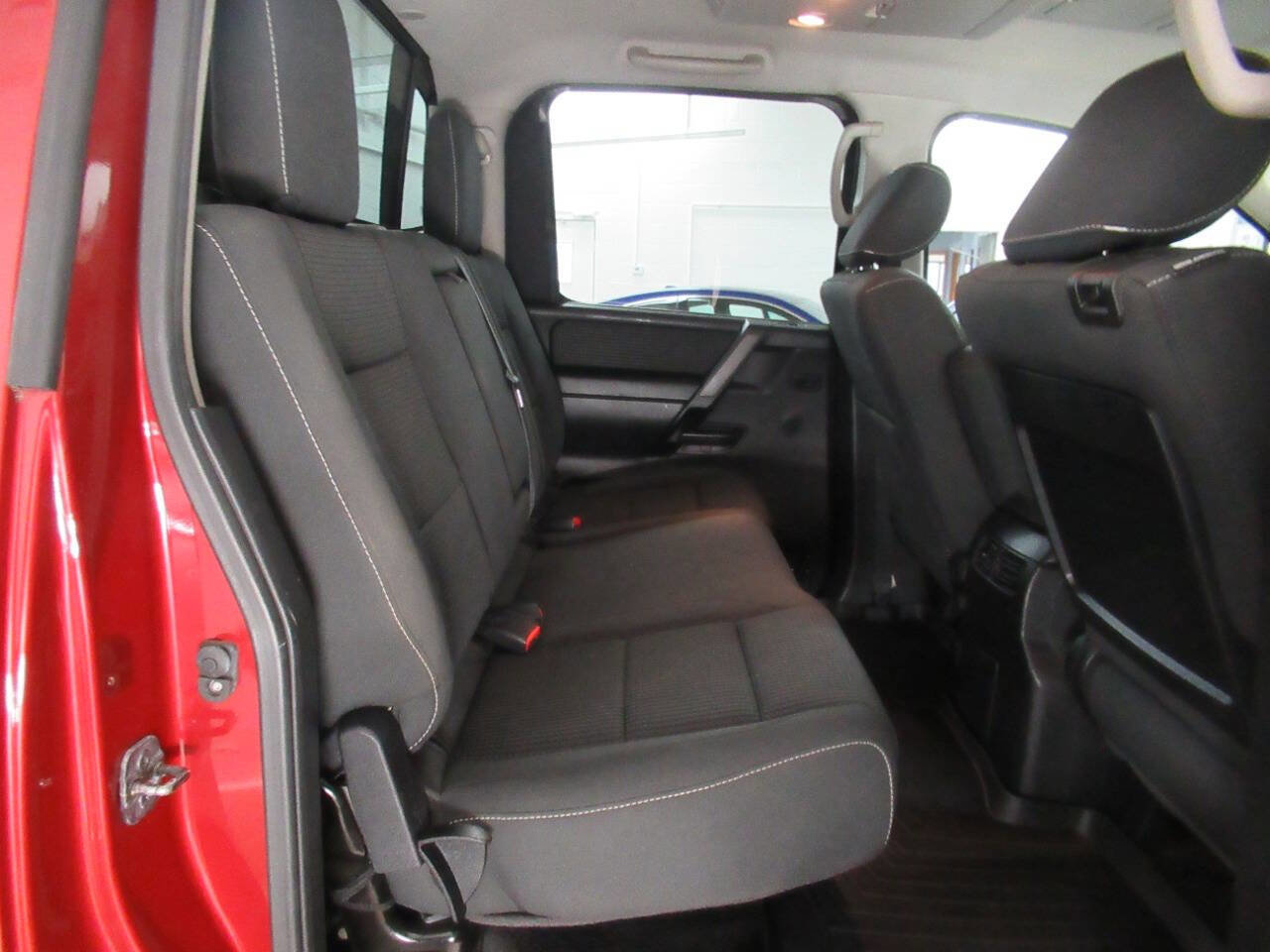 Used 2014 Nissan Titan PRO-4X image 15