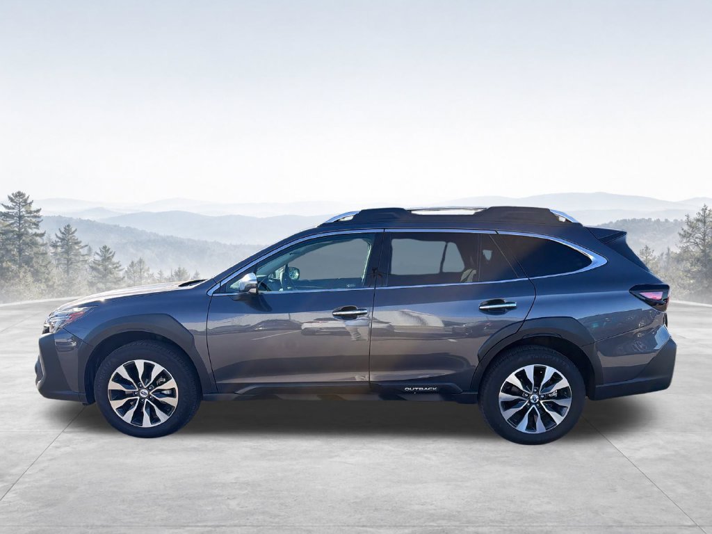 Used 2025 Subaru Outback Touring XT AWD/4WD image 4