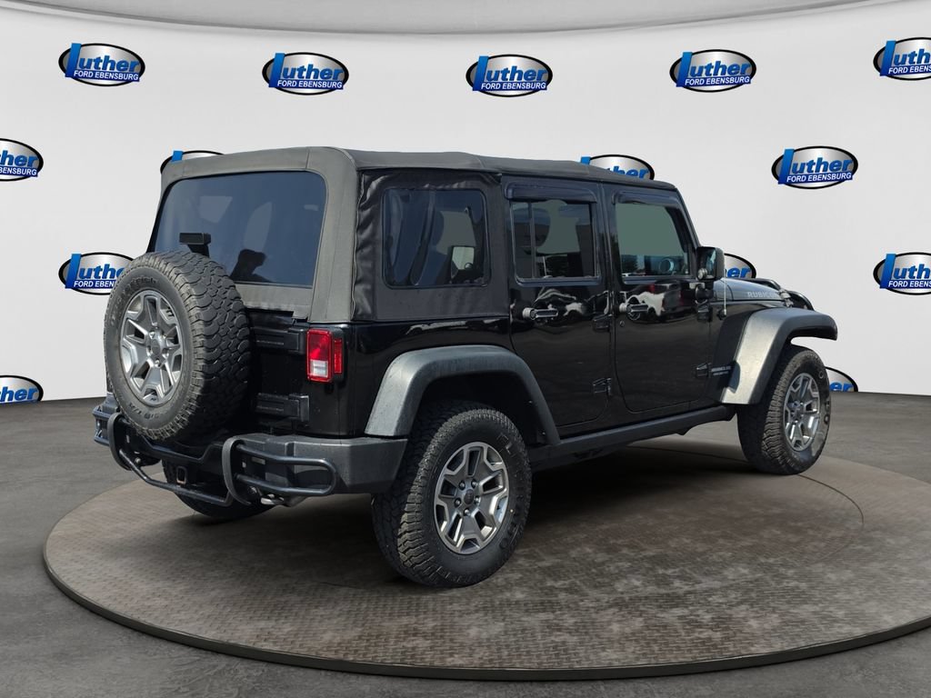 Used 2016 Jeep Wrangler Unlimited Rubicon w/ Connectivity Group AWD/4WD image 5
