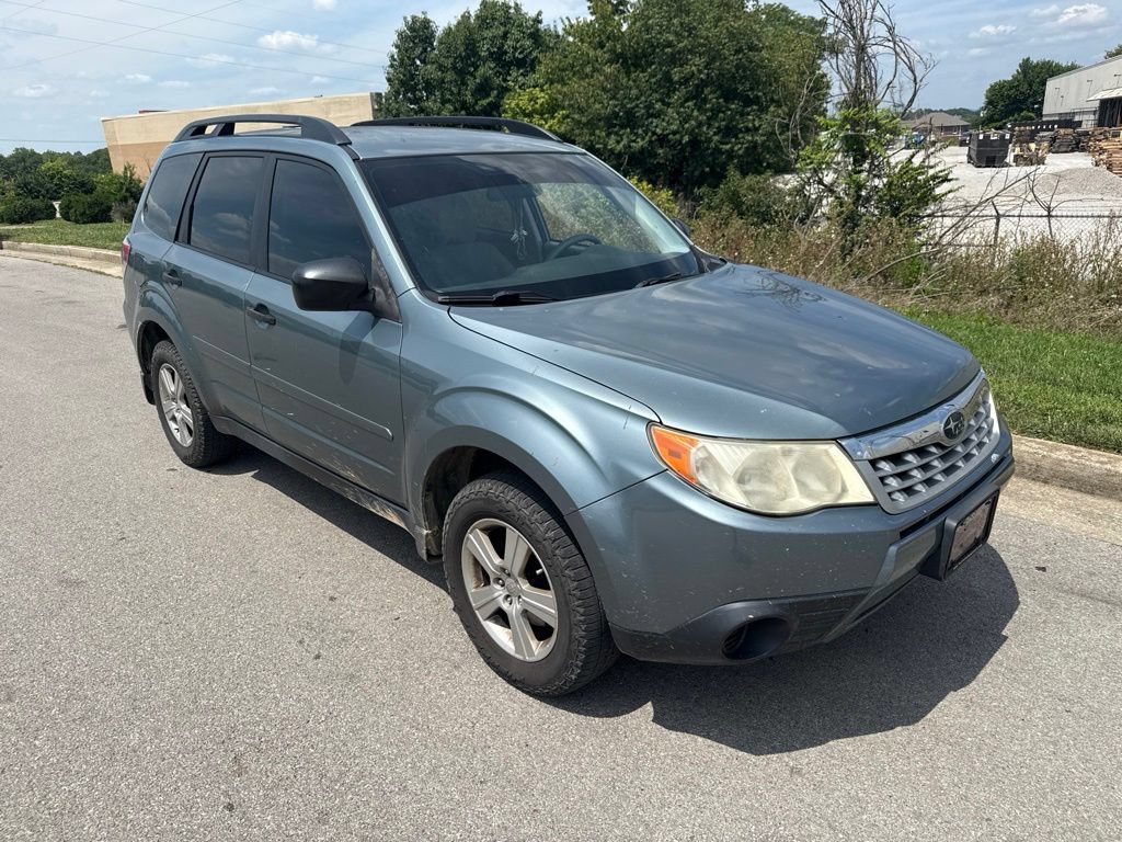 Used 2012 Subaru Forester 2.5X w/ Alloy Wheel Pkg AWD/4WD image 2