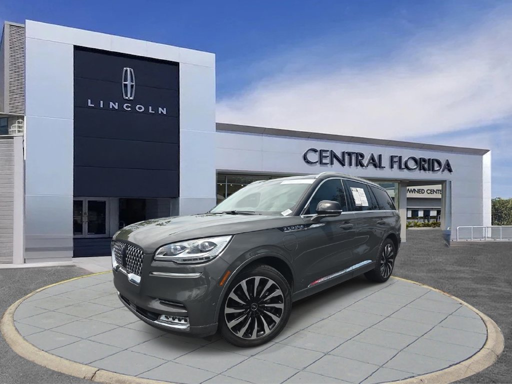 Certified 2023 Lincoln Aviator Black Label Grand Touring w/ Class IV Trailer Tow Package AWD/4WD image 30
