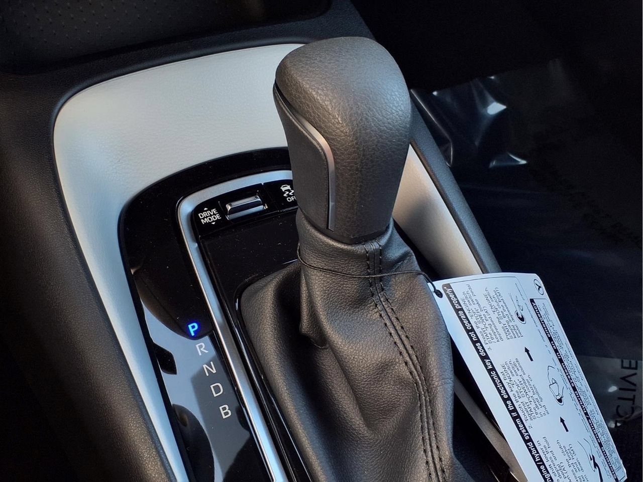 Certified 2026 Toyota Corolla SE FWD image 18